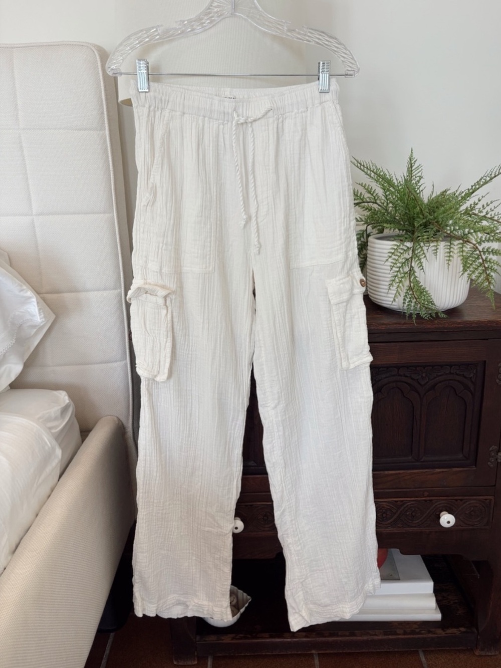 Roxy Women's White Cargo Lounge Pants Lightweight Drawstring Trousers